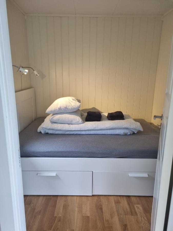 Feriehus Ved Sjoen Tomra 外观 照片
